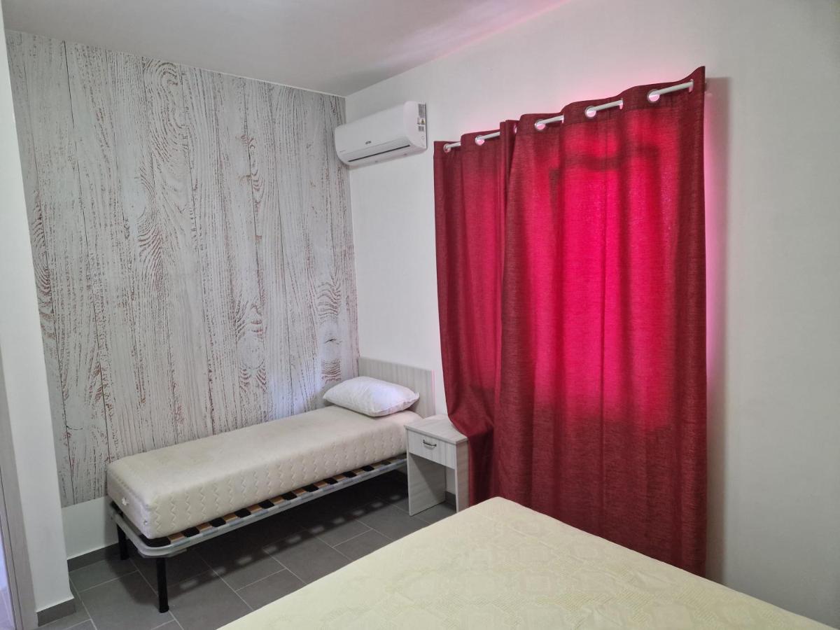 Apartament Nina'S House 2 A 300 Metri Dal Mare Santa Caterina Dello Ionio Marina Zewnętrze zdjęcie
